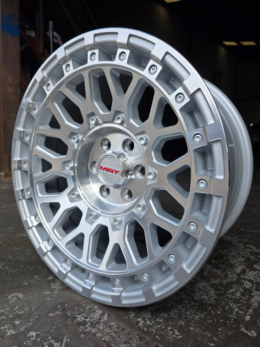 MAT 17X8.5 6X114.3 +12 OFFSET SILVER M107EM