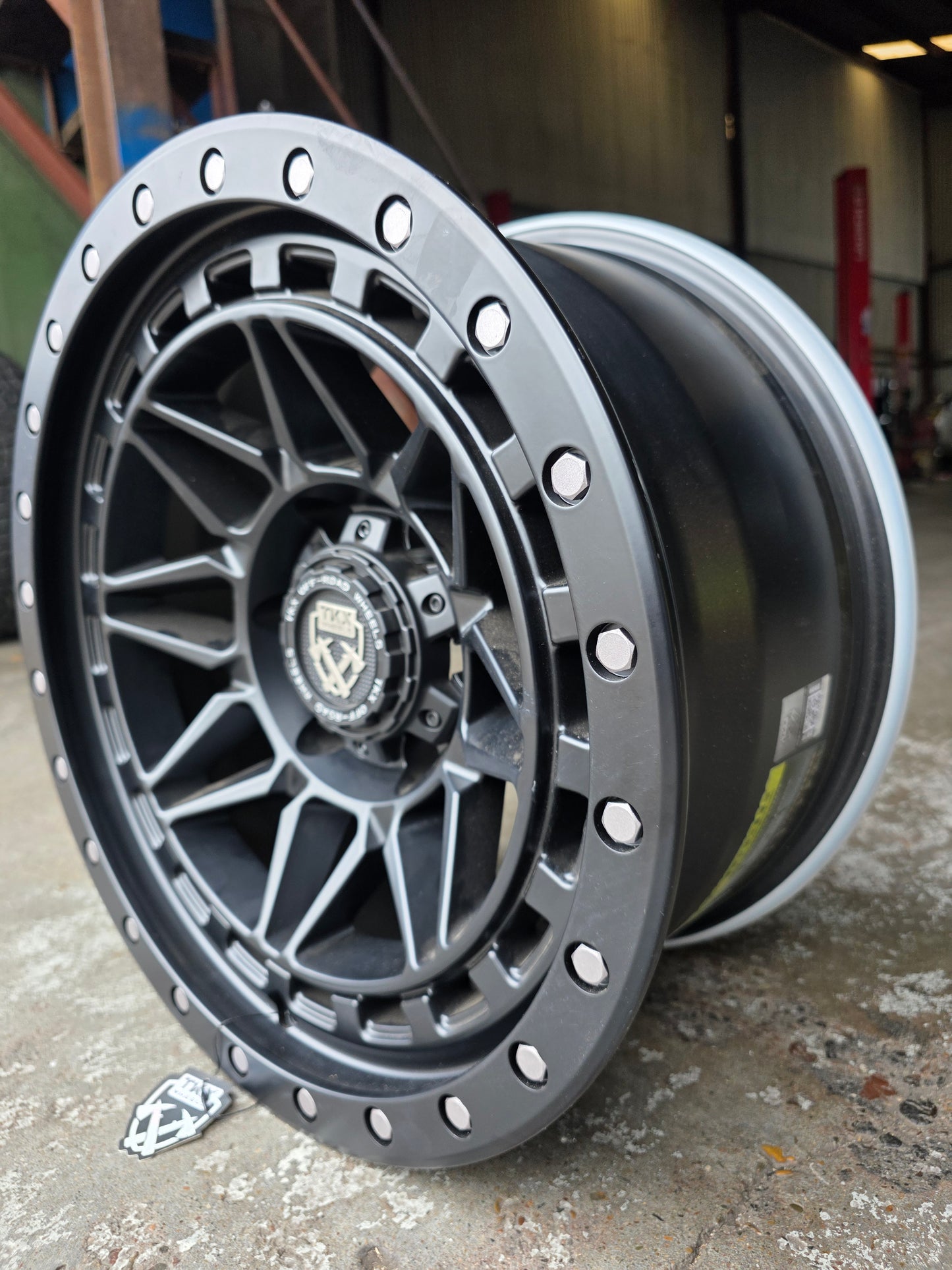 TKX 17X8.5 6X139.7 0 OFFSET SATIN BLACK T802HM